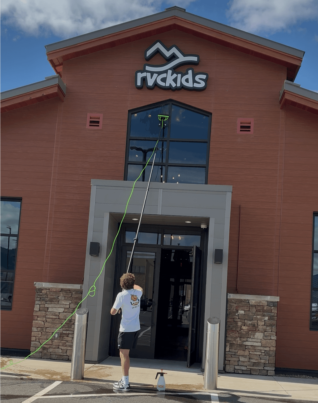 river valley church window cleaning